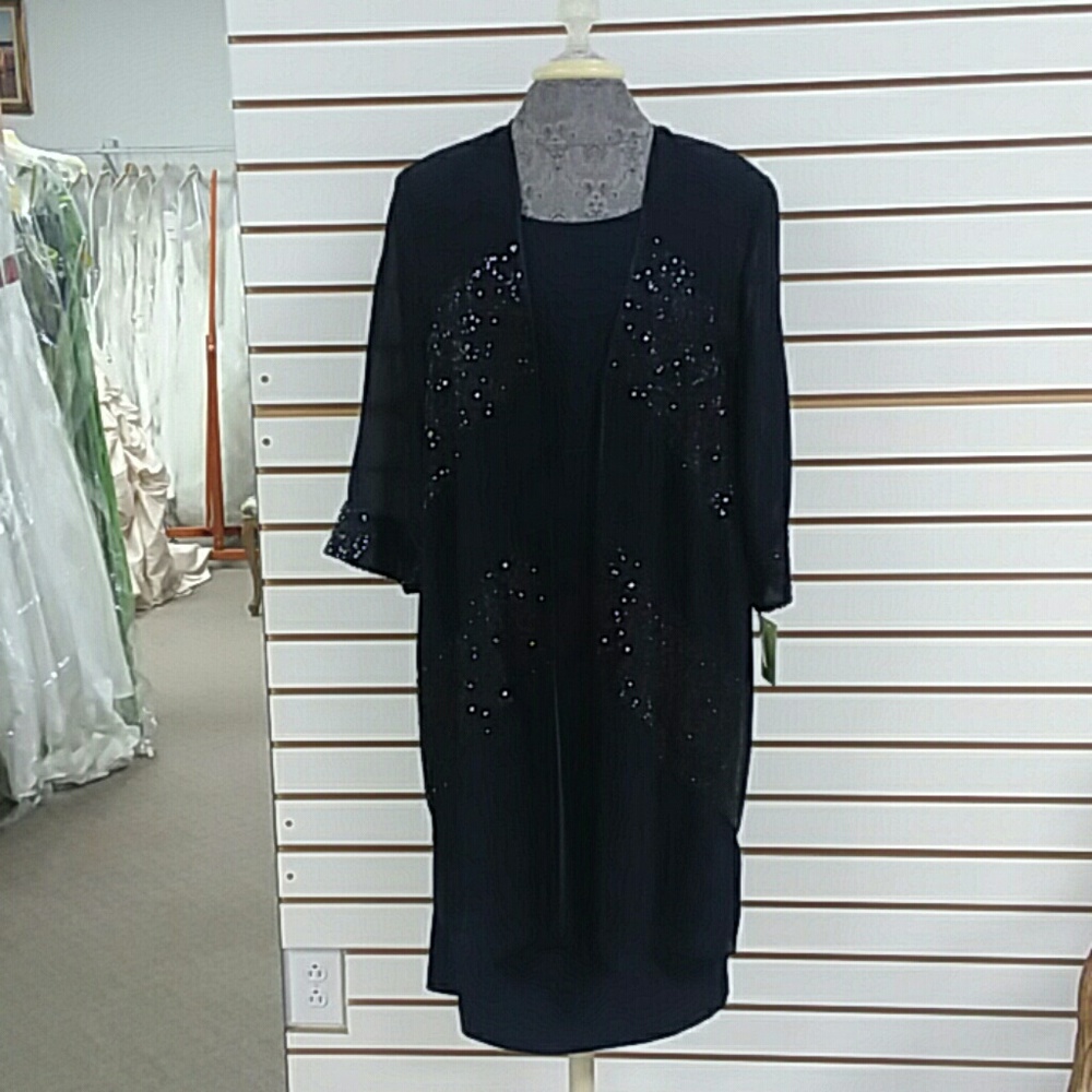 NAVY Maya Brooke MOB